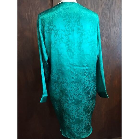 Kelly Green Satin Button Night Shirt Size Small St. Patricks PJs button floral - Picture 5 of 6